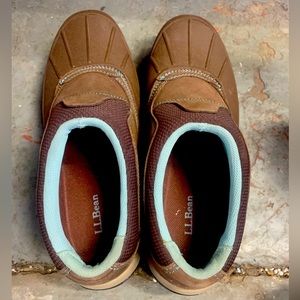 LL Bean chukka slip on’s